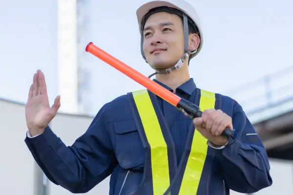 交通誘導・警備員を派遣